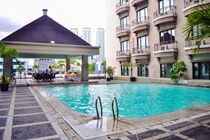 Mega Anggrek Hotel Jakarta Slipi Экстерьер фото